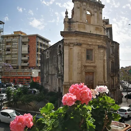 Valentino Κατάνια